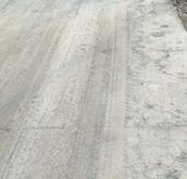 冬天混凝土路面严重冻坏有办法修吗?